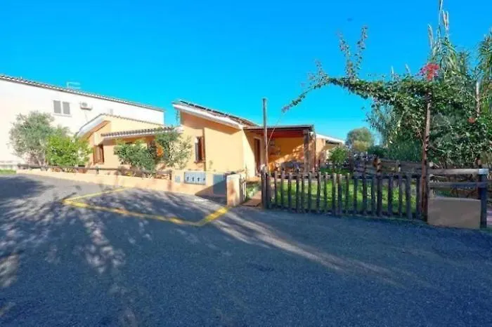 Big Home Zan01/02 - 4 Bedrooms - 16 Beds - 4 B Agrustos イタリア