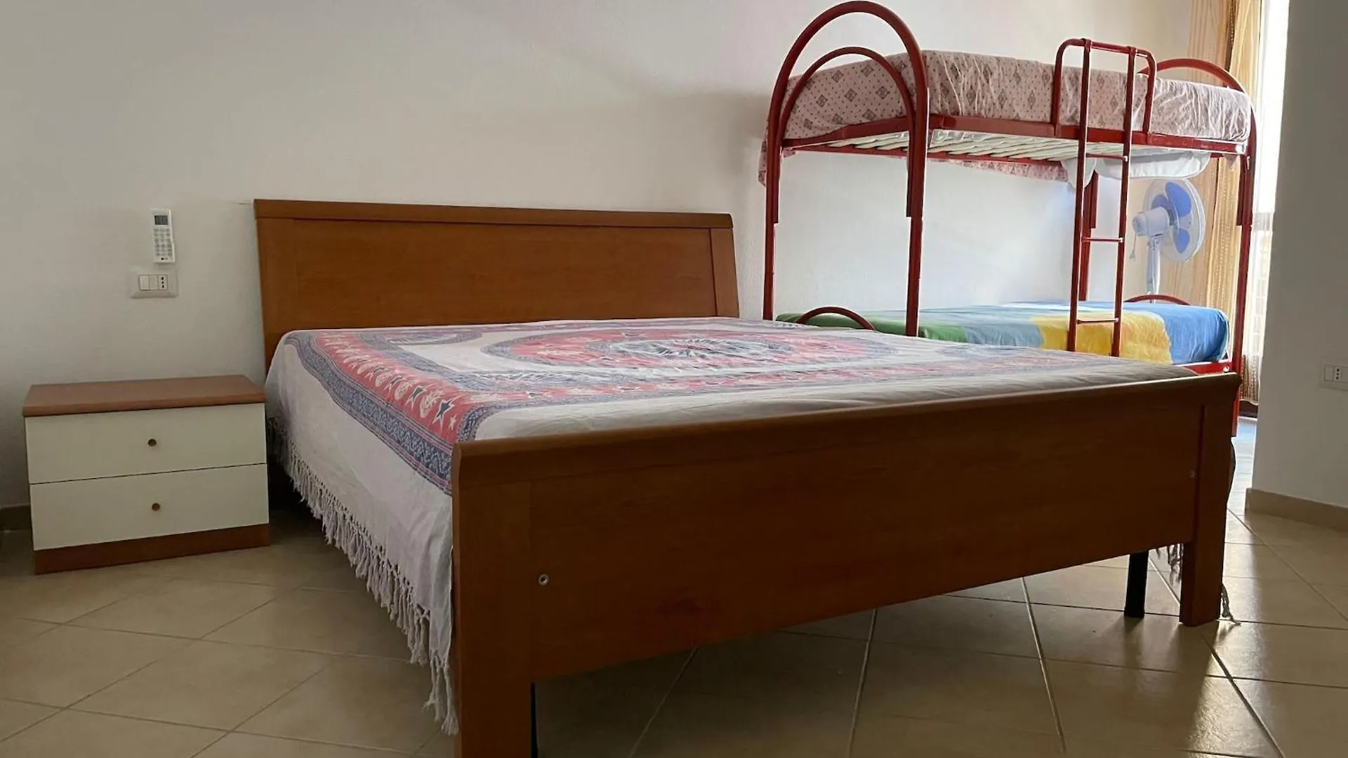 Big Home Zan01/02 - 4 Bedrooms - 16 Beds - 4 B Agrustos